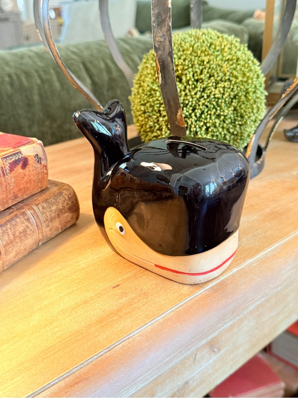 Vintage Otagiri Black and Cream Whale Glazed Stoneware Bank - Picture 5 of 12